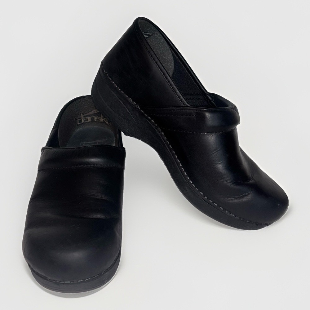 Dansko XP 2.0 Women's Slip Resistant Clog Black Leather Size: 41 (US 10.5-11)